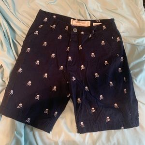 Men’s Shorts Skull & Crossbones pattern